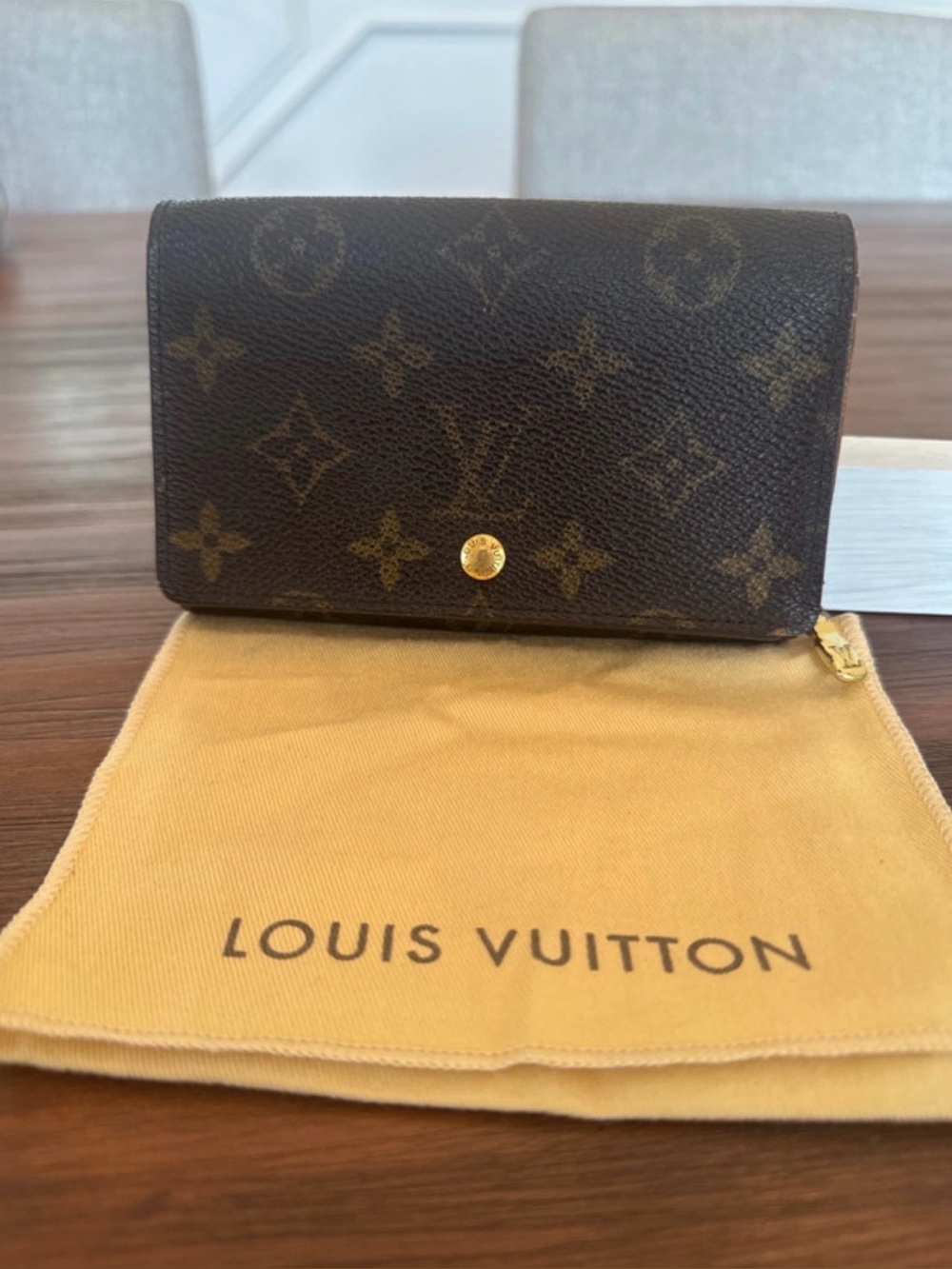 Louis Vuitton Trésor Vintage wallet